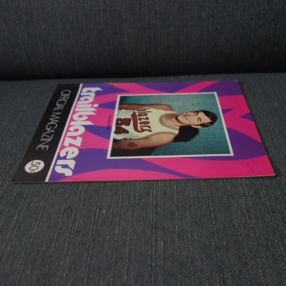 Vintage 1970-1971 Trailblazers Official Magazine - Picture 4 of 9